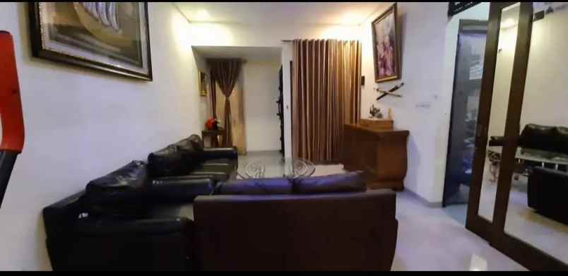 dijual rumah komplek sayana terrace