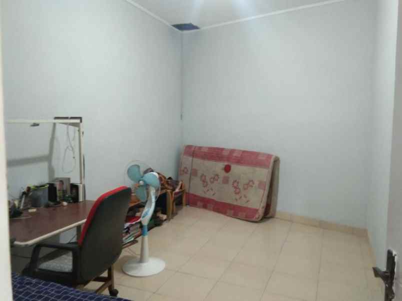 dijual rumah kunciran pinang