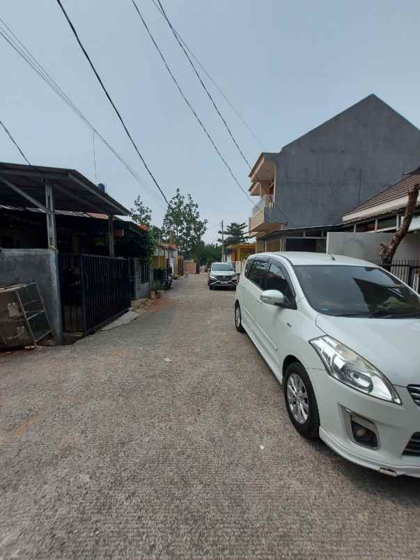 dijual rumah kunciran pinang