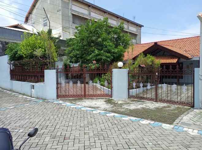 dijual rumah kutisari dalam