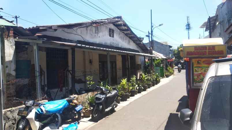 dijual rumah kwitang