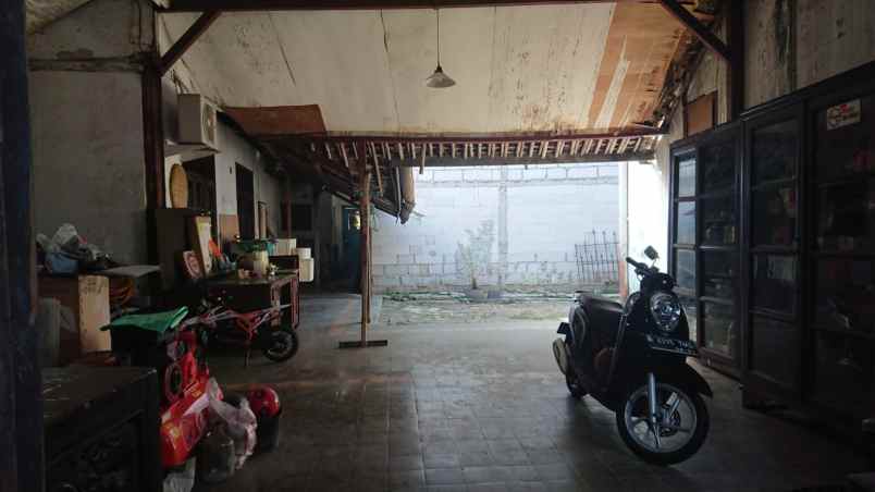 dijual rumah kwitang