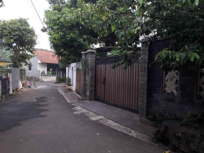 dijual rumah lebak bulus cilandak