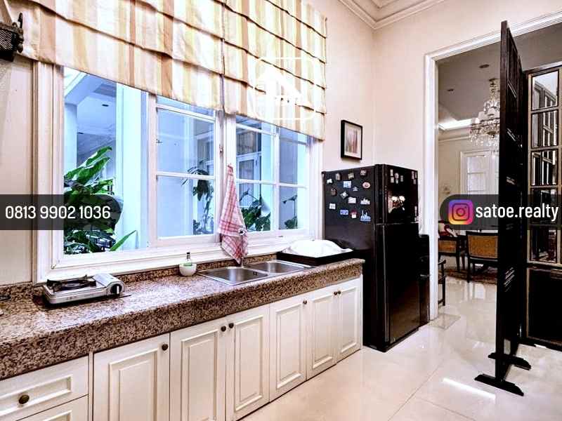 dijual rumah lebak bulus cilandak