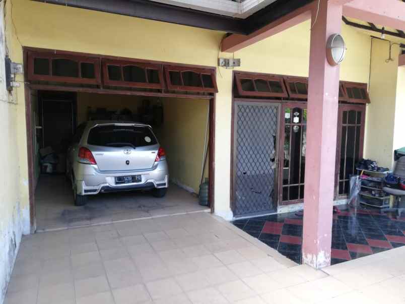 dijual rumah lebak rejo