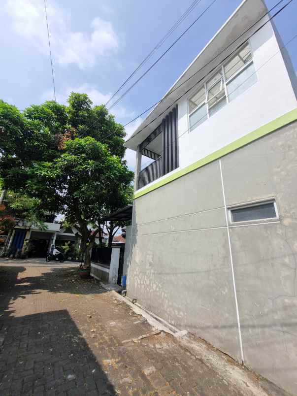 dijual rumah lokasi candi mendut suhat kota malang