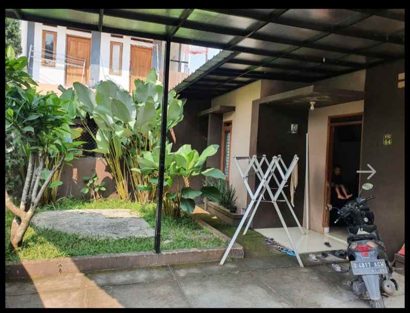 dijual rumah luas 1 lantai di cibiru