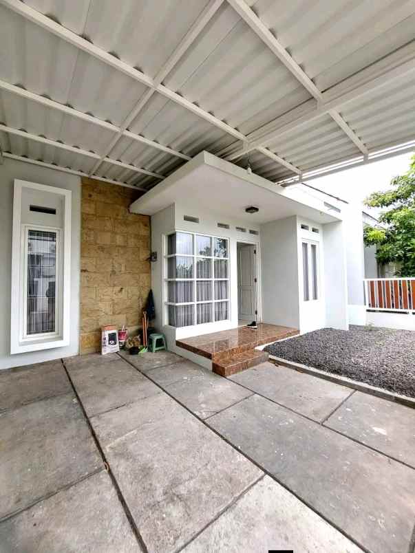 dijual rumah maguwoharjo