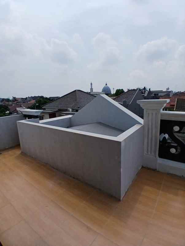 dijual rumah mampang indah 1