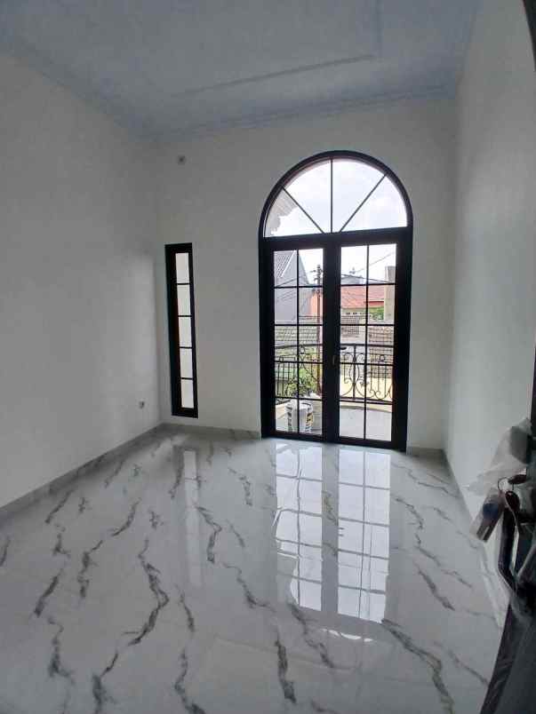 dijual rumah mampang indah 1