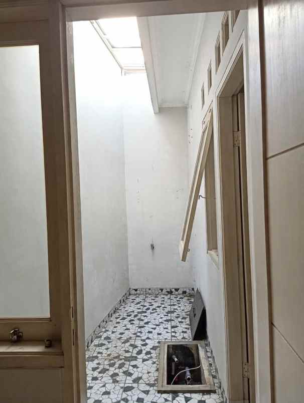 dijual rumah mampang pancoran mas depok