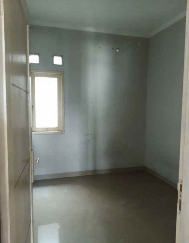 dijual rumah mampang pancoran mas depok