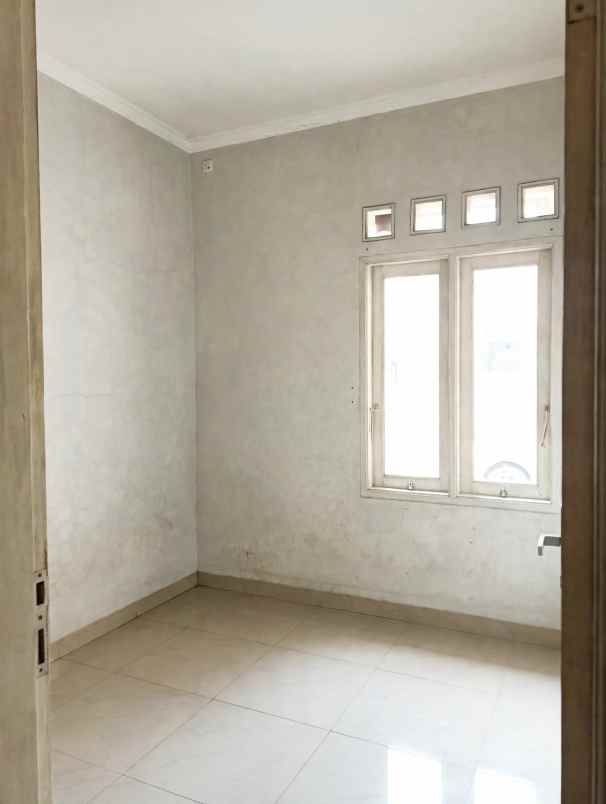 dijual rumah mampang pancoran mas depok