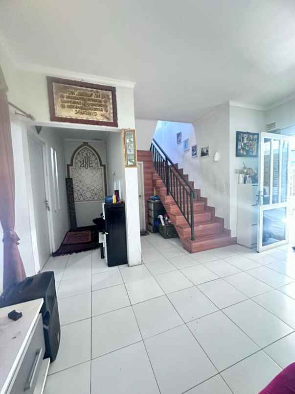 dijual rumah mandalajati