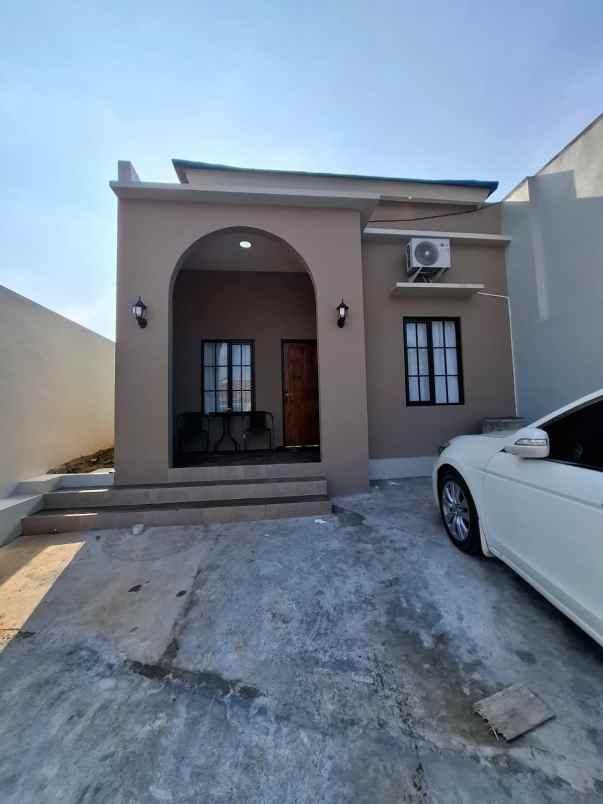 dijual rumah mangunharjo