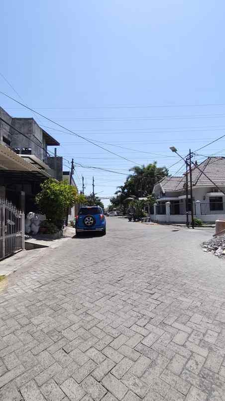 dijual rumah manyar tirtoyoso selatan