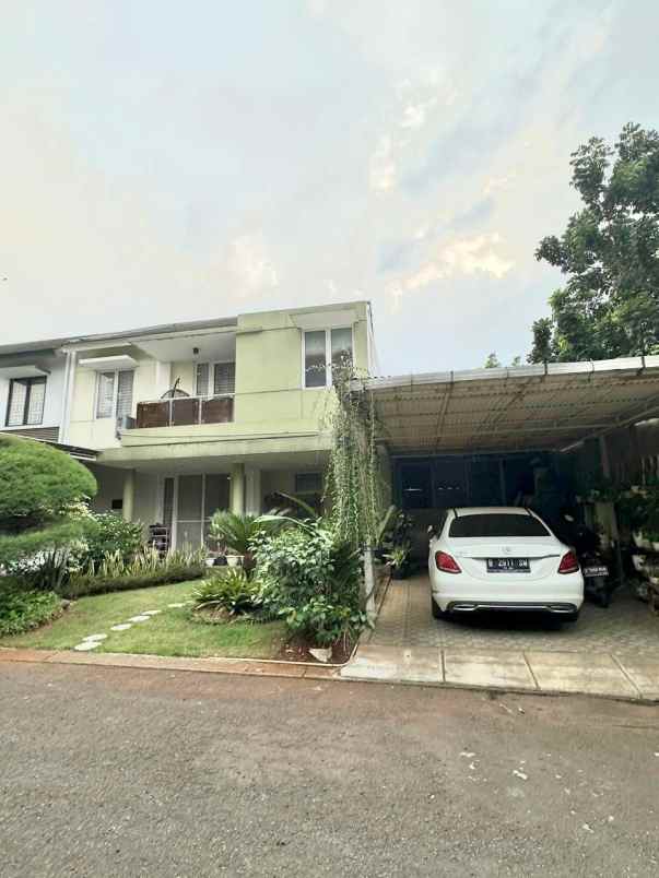 dijual rumah meruya residence