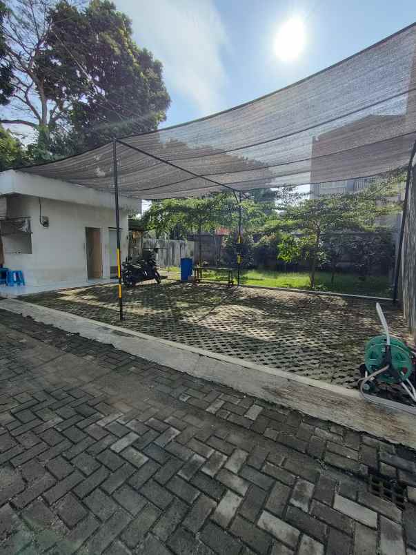 dijual rumah meruyung limo depok