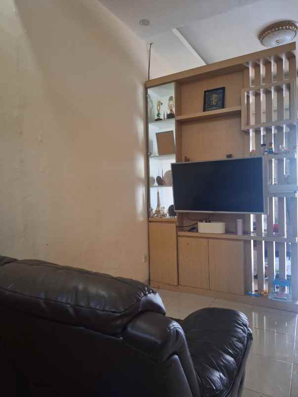 dijual rumah metland cileungsi sektor 6