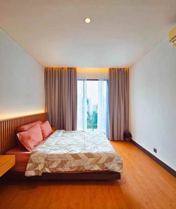 dijual rumah modern di villa cinere mas full furnished