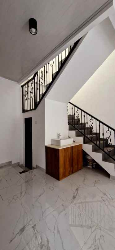 dijual rumah moh kahfi 2