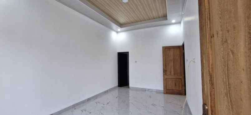 dijual rumah moh kahfi 2