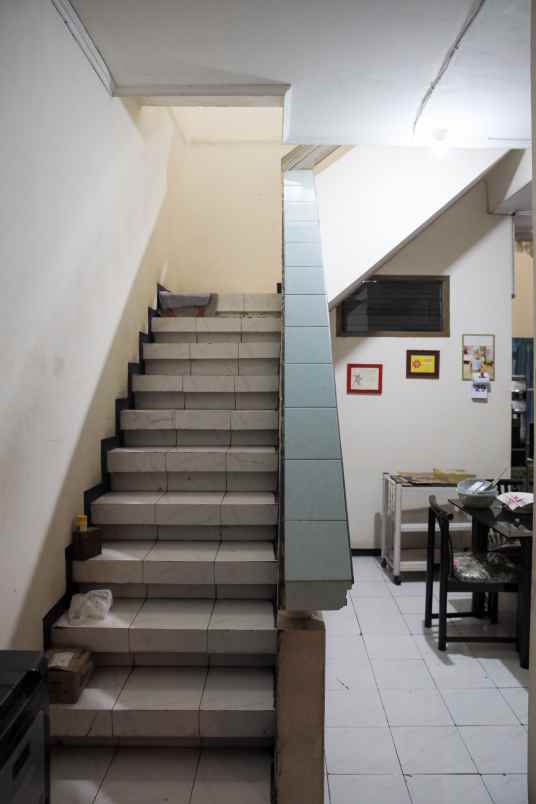 dijual rumah nirwana executive