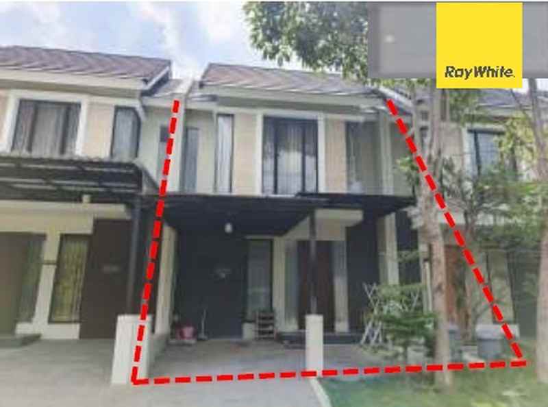 dijual rumah north west hill citraland
