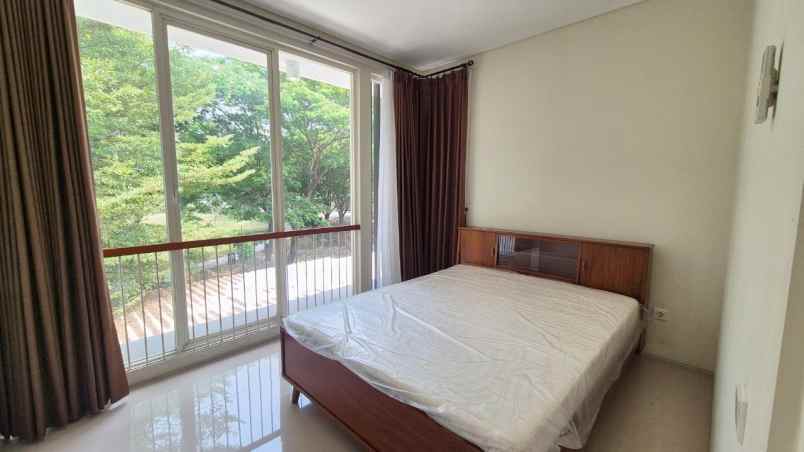 dijual rumah northwest park