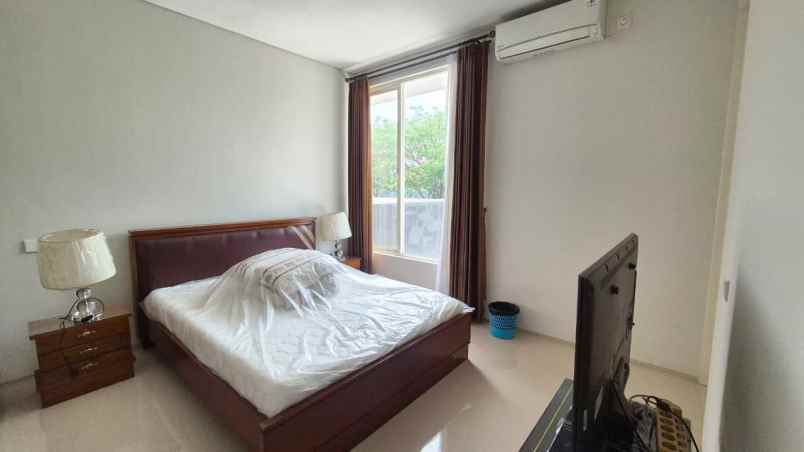 dijual rumah northwest park