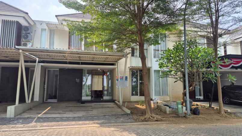 dijual rumah northwest park