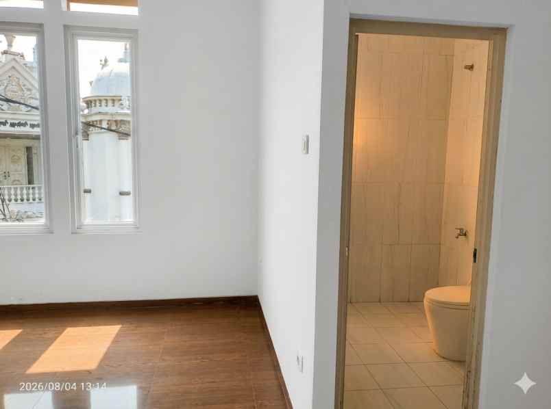 dijual rumah pagedangan