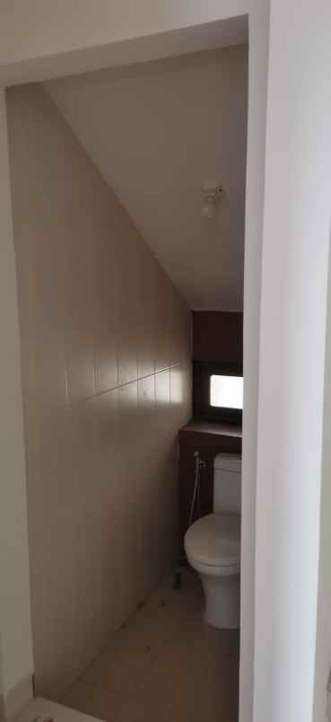 dijual rumah pagedangan