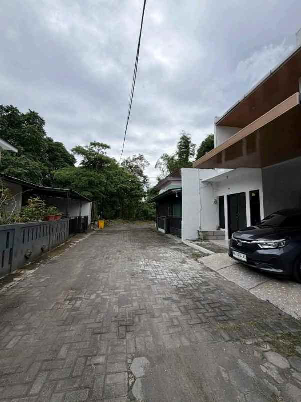 dijual rumah pamela 7