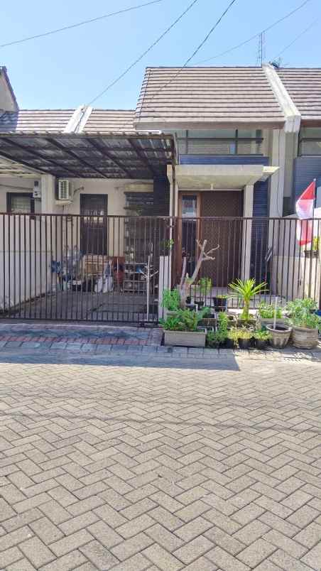 dijual rumah pantai mentari