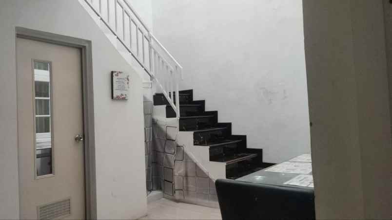 dijual rumah pantai mentari