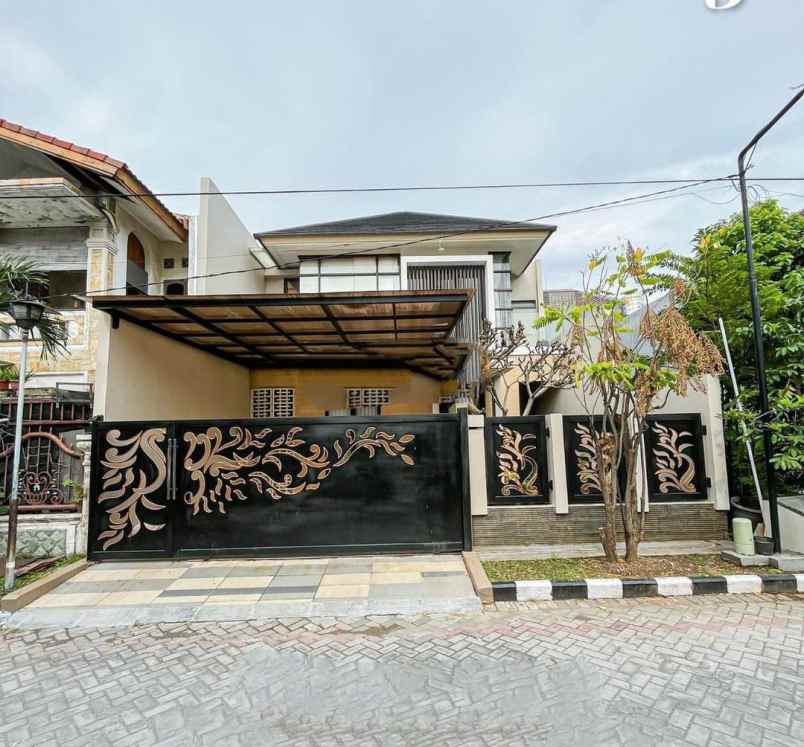 dijual rumah pantai mentari