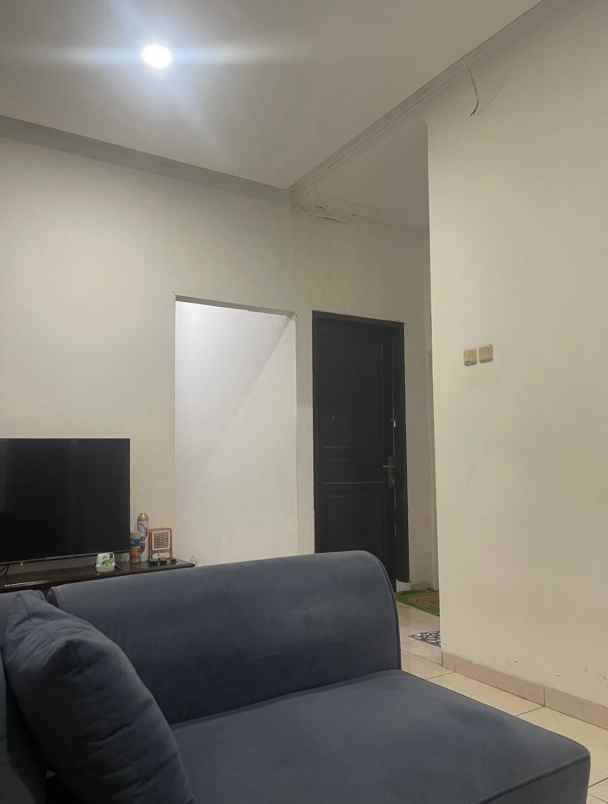 dijual rumah parakan pondok benda pamulang