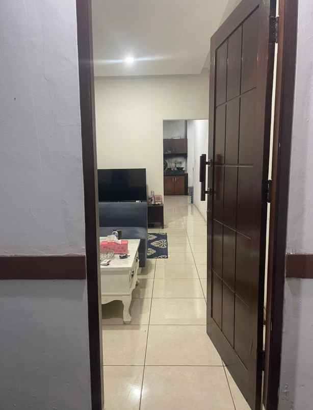 dijual rumah parakan pondok benda pamulang