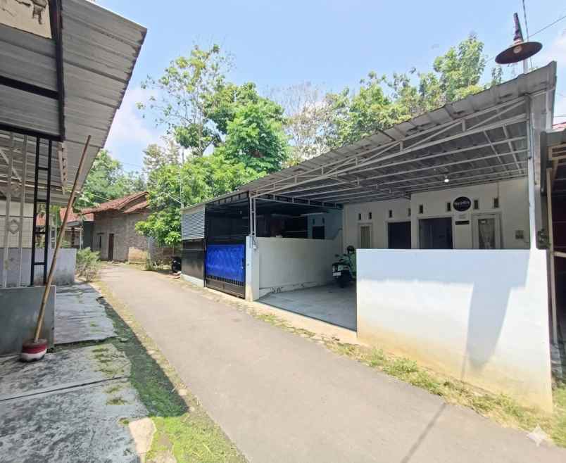 dijual rumah pasar ngino