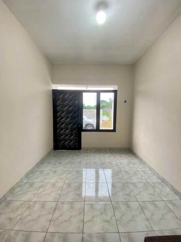 dijual rumah pasir angin