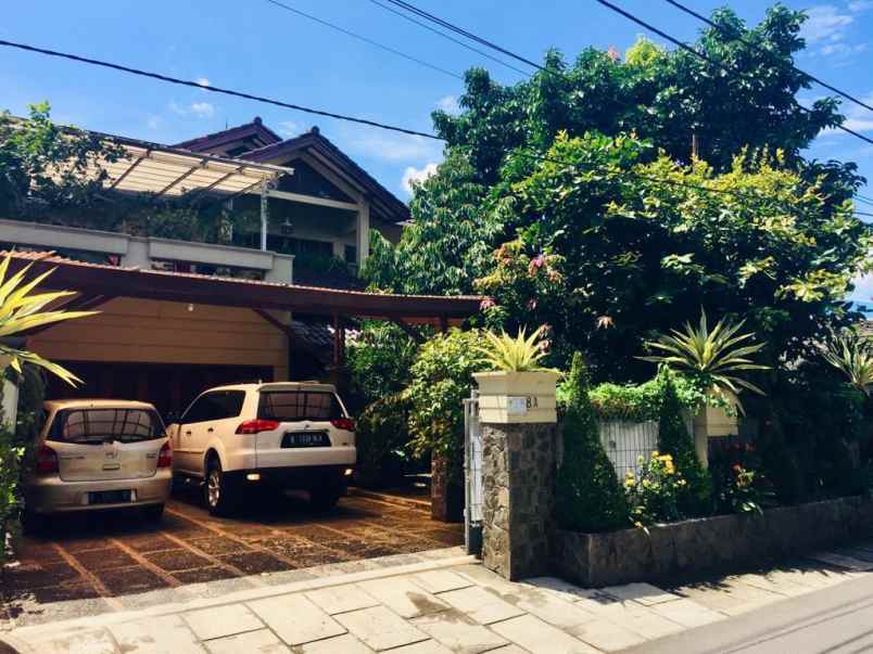 dijual rumah pejaten barat