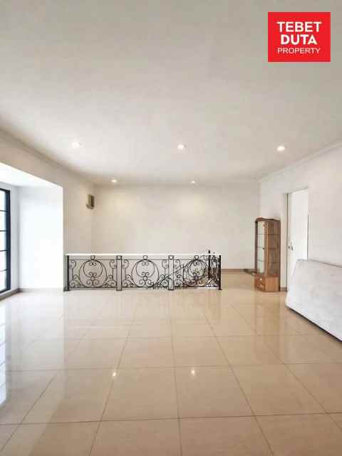 dijual rumah pejaten barat