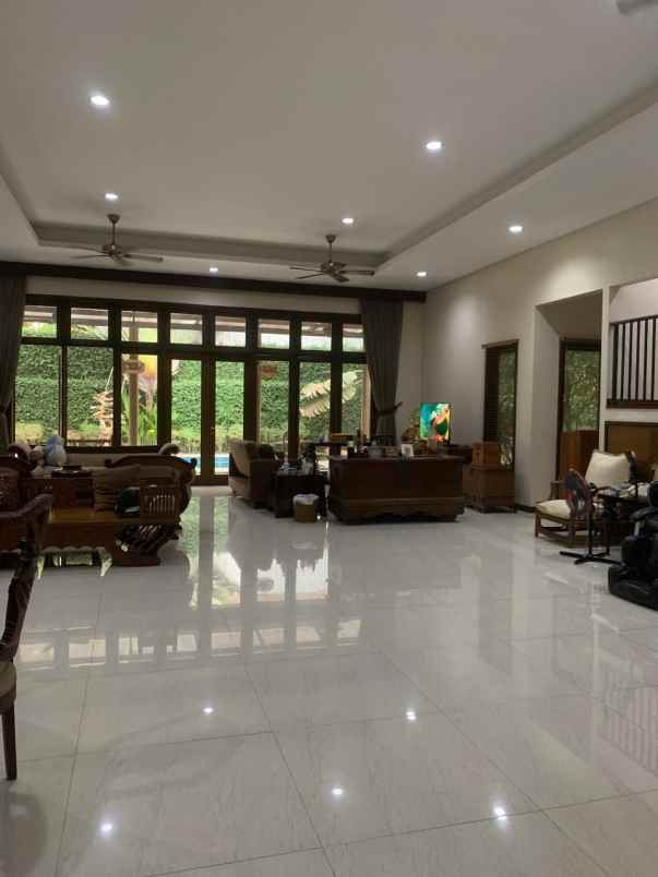 dijual rumah pejaten ragunan pasar