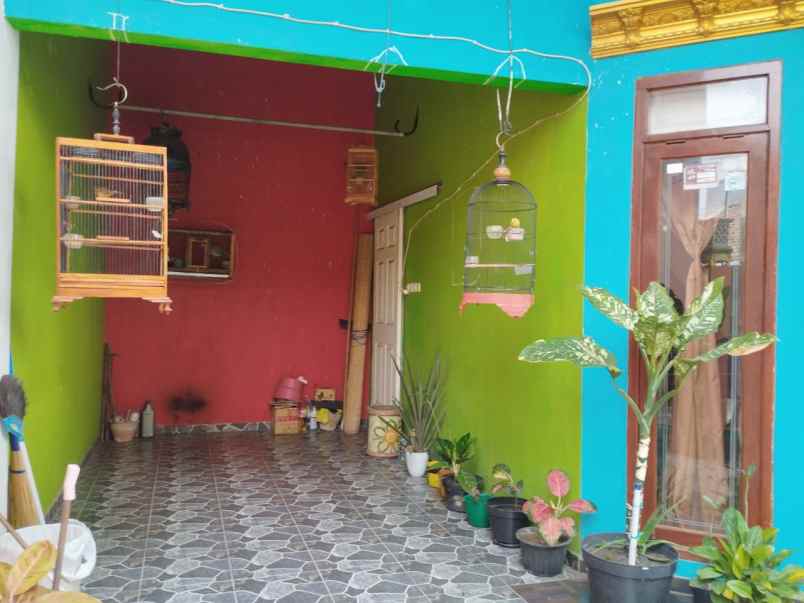 dijual rumah perum banjarsari asri