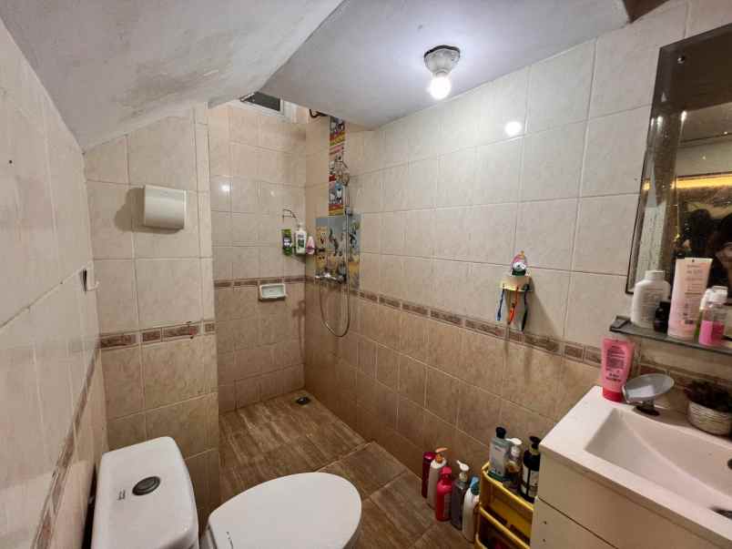 dijual rumah perumahan citragran cibubur