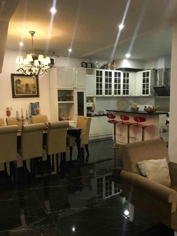 dijual rumah perumahan gading prima