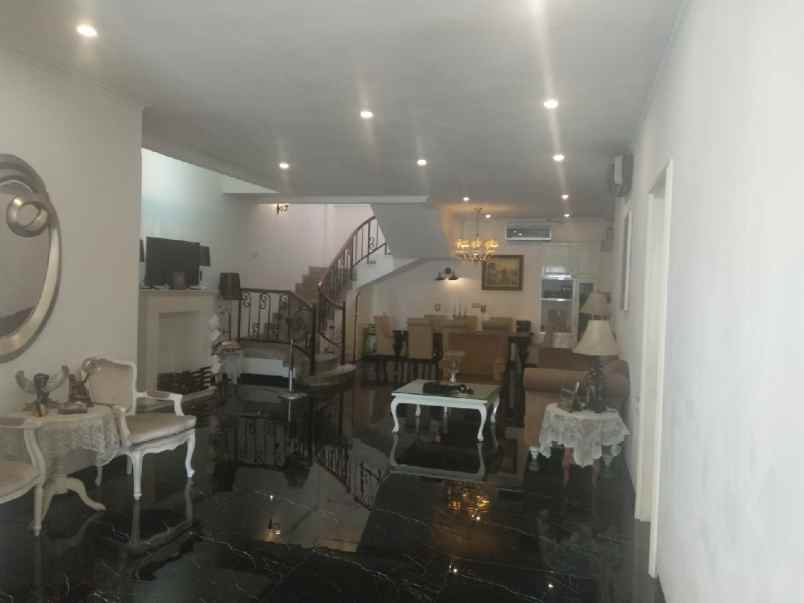 dijual rumah perumahan gading prima