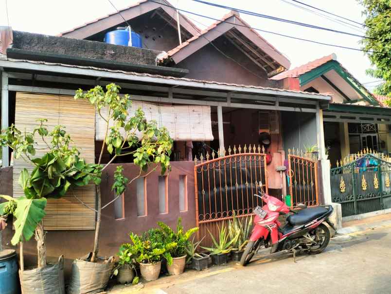 dijual rumah perumahan green hill