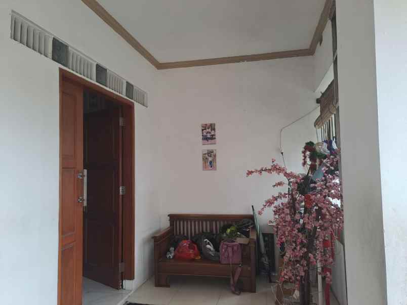 dijual rumah perumahan griya kencana